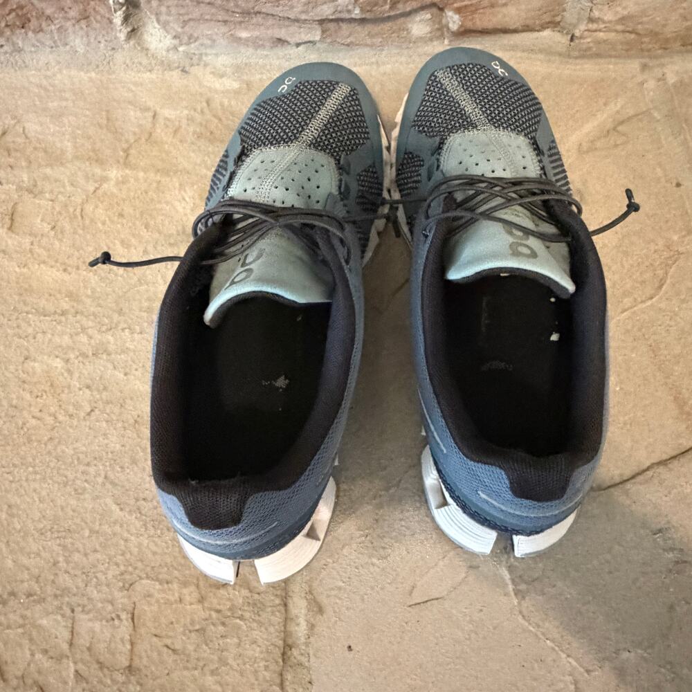 ON CLOUD Women's Cloud Low Top Running Sneakers In Tide/magnet Size 9 - Picture 7 of 13